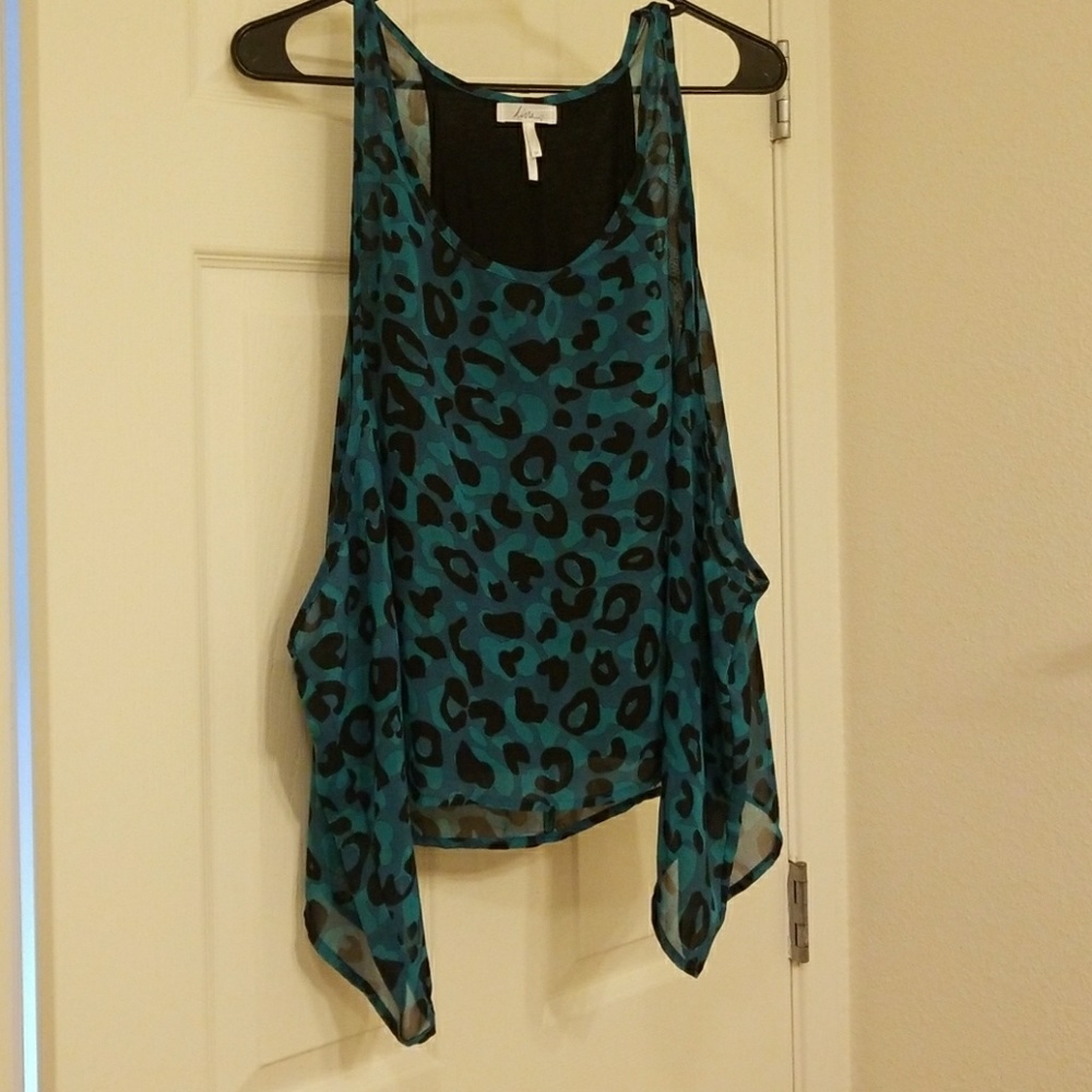 Blue leapord tank